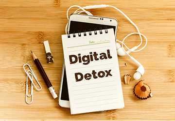 4 Digital Detox Steps to Save $150 a Month